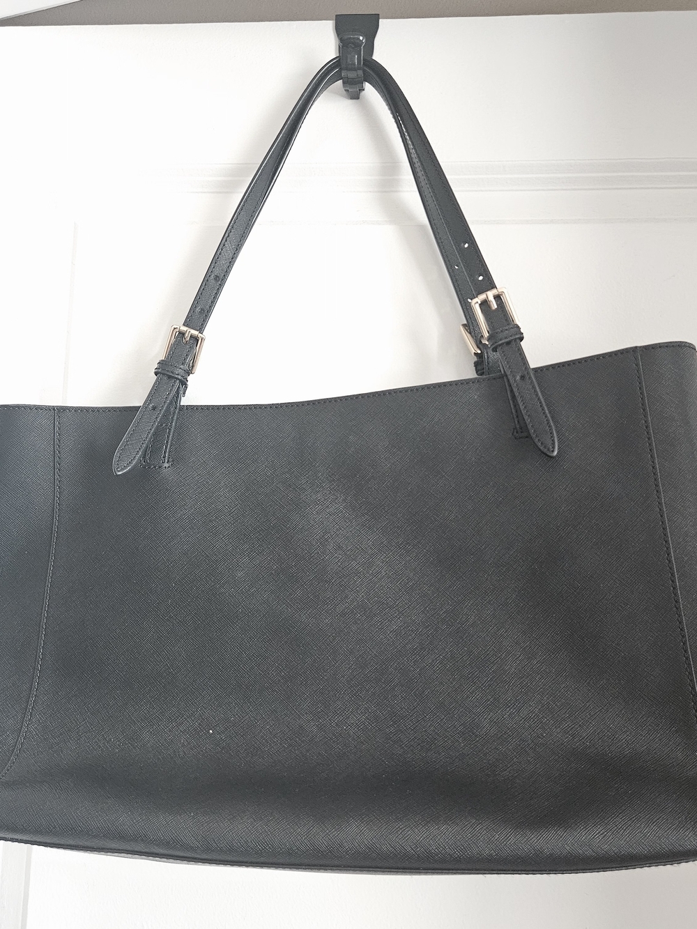 Tory Burch Black Leather Tote with Gold Logo - Picture 4 of 7